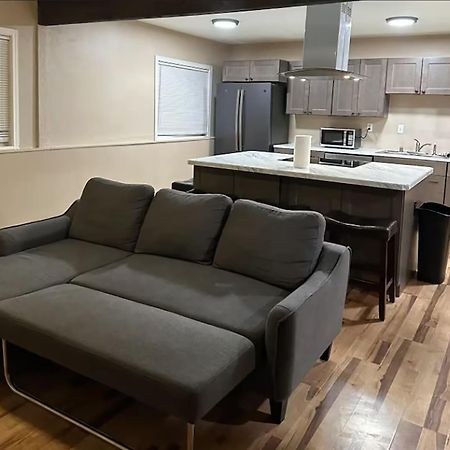 Centrally Located 2Br Spacious High-Speed Internet Anchorage Eksteriør billede