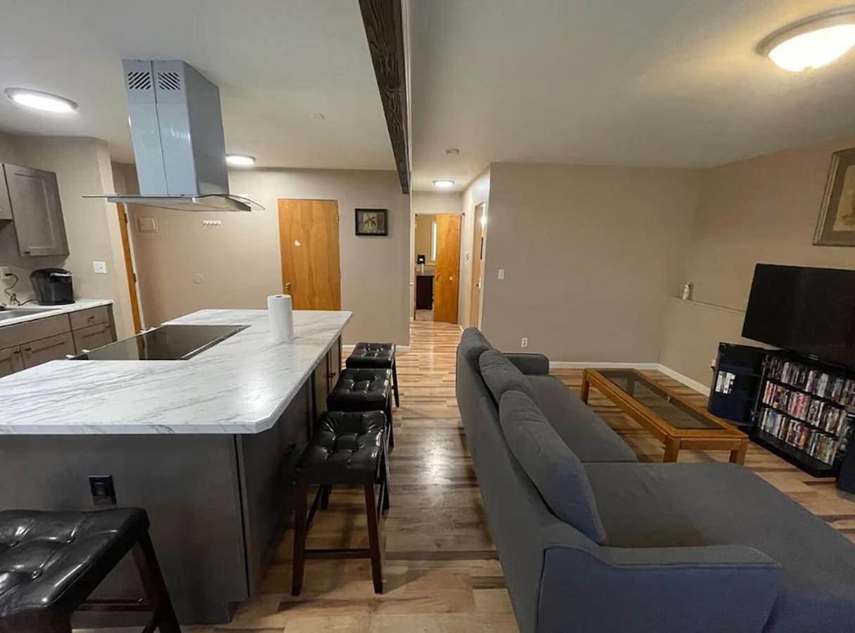 Centrally Located 2Br Spacious High-Speed Internet Anchorage Eksteriør billede